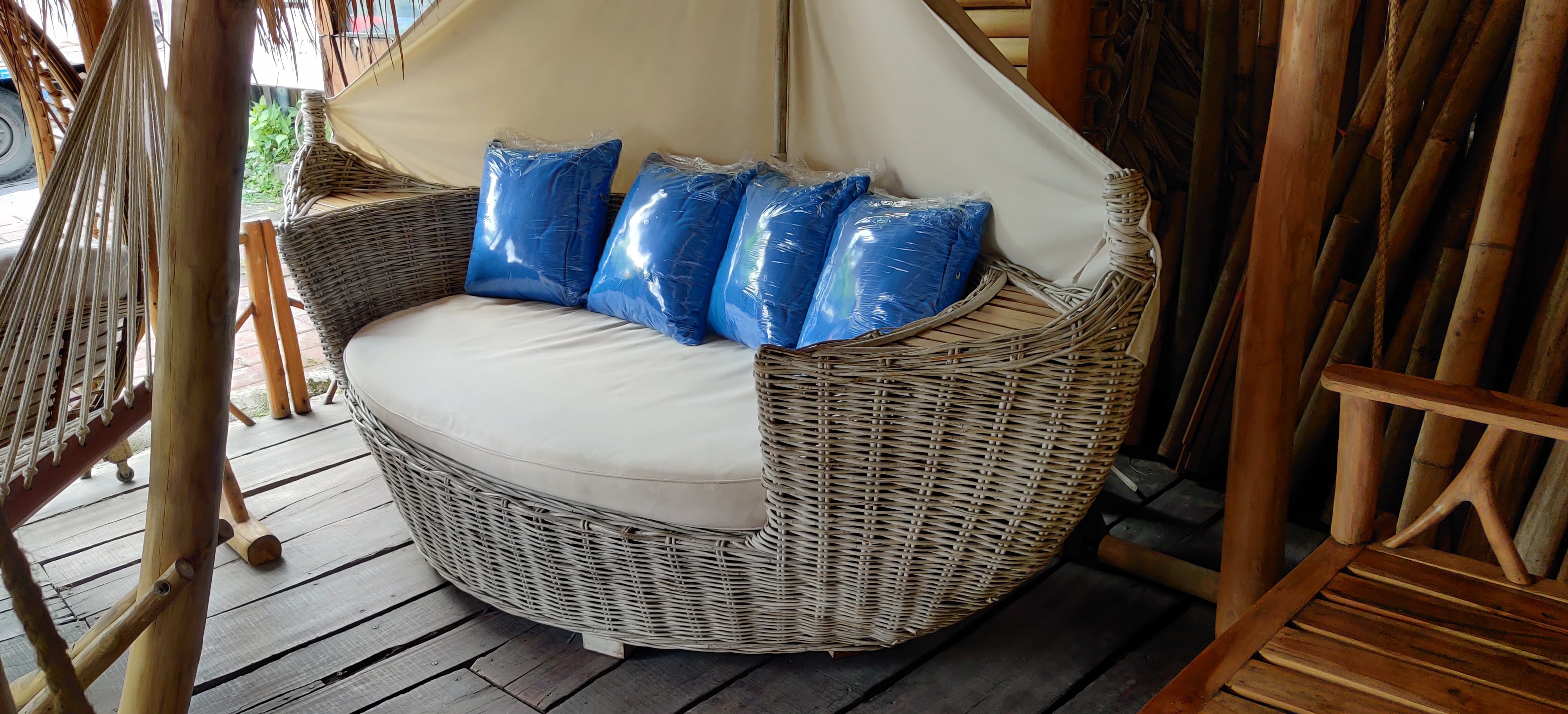 furniture2